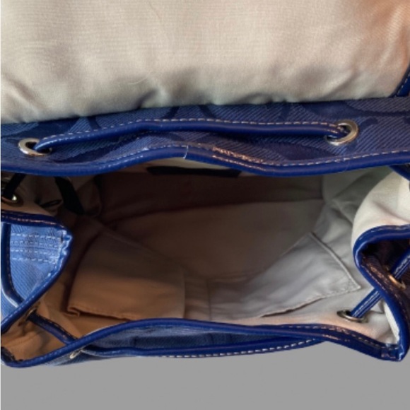 COACH LIKE NEW Signature Nylon Daisy Backpack Bag 16548 Navy Blue like new - Picture 8 of 10